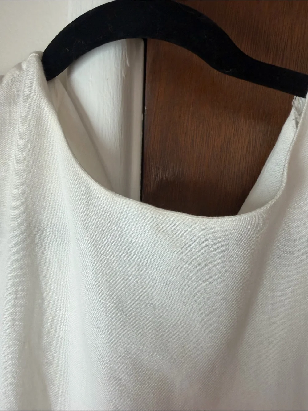 Embroidered Handkerchief Midi Dress
MANGO US 8 White - Picture 8 of 10
